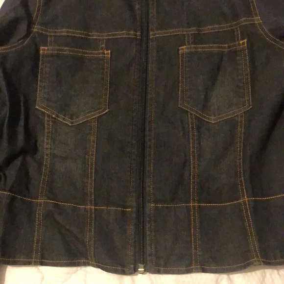 Request Jean Set - Picture 3 of 9